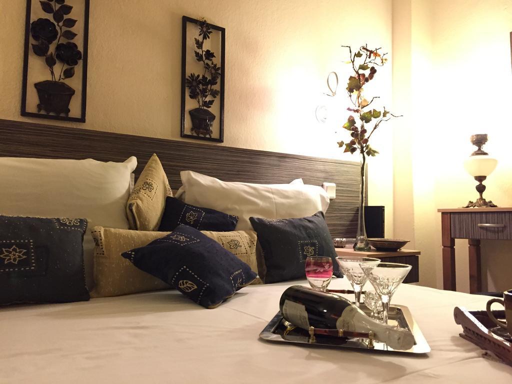 Litsa Haus Estate Residences & Suites - Adults Only & Kids 8 Plus- アスプロヴァルタ 部屋 写真