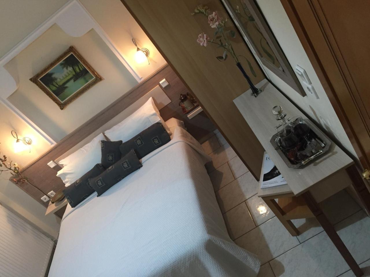 Litsa Haus Estate Residences & Suites - Adults Only & Kids 8 Plus- アスプロヴァルタ エクステリア 写真